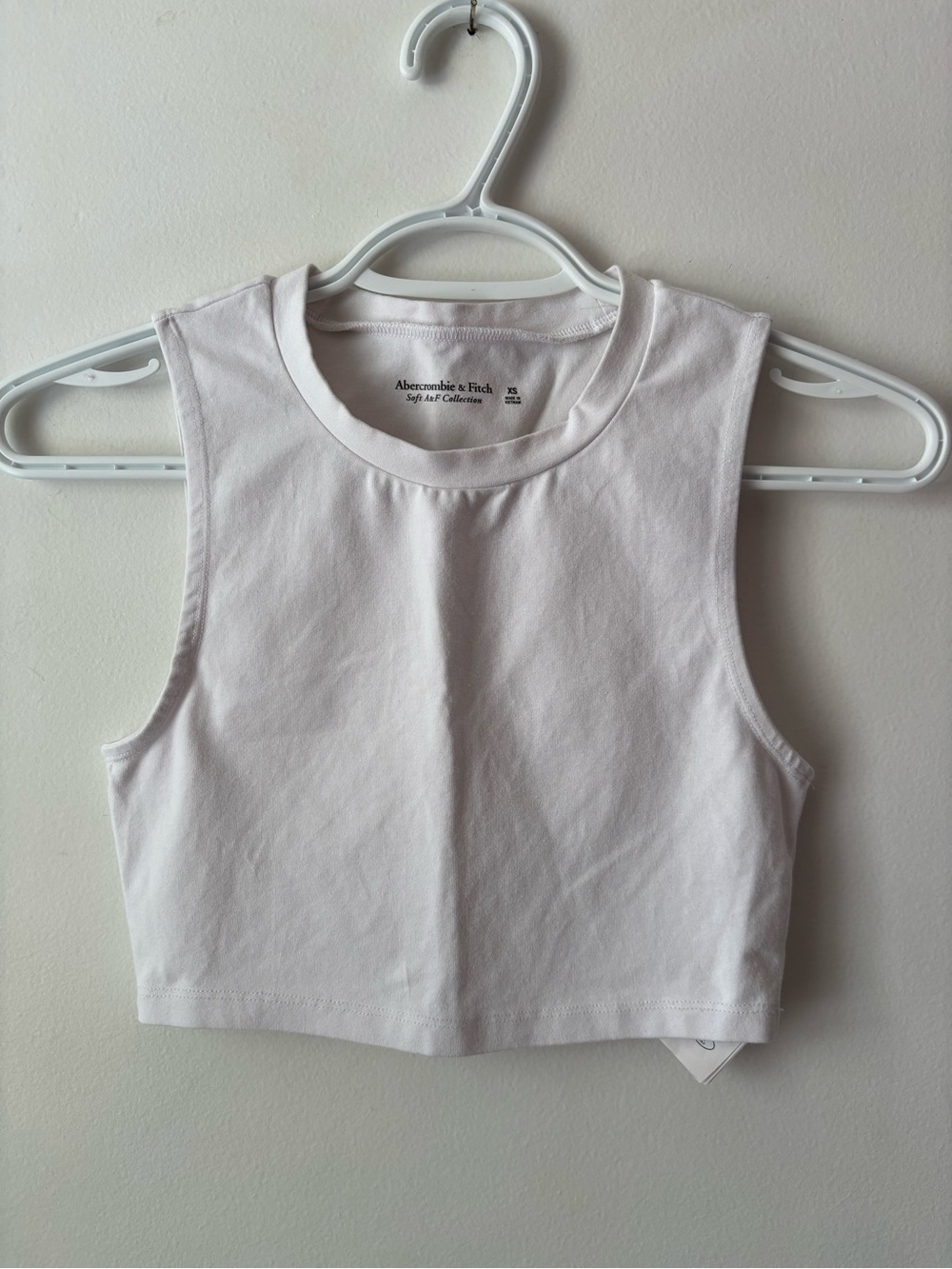 Abercrombie & Fitch White Cropped Tank